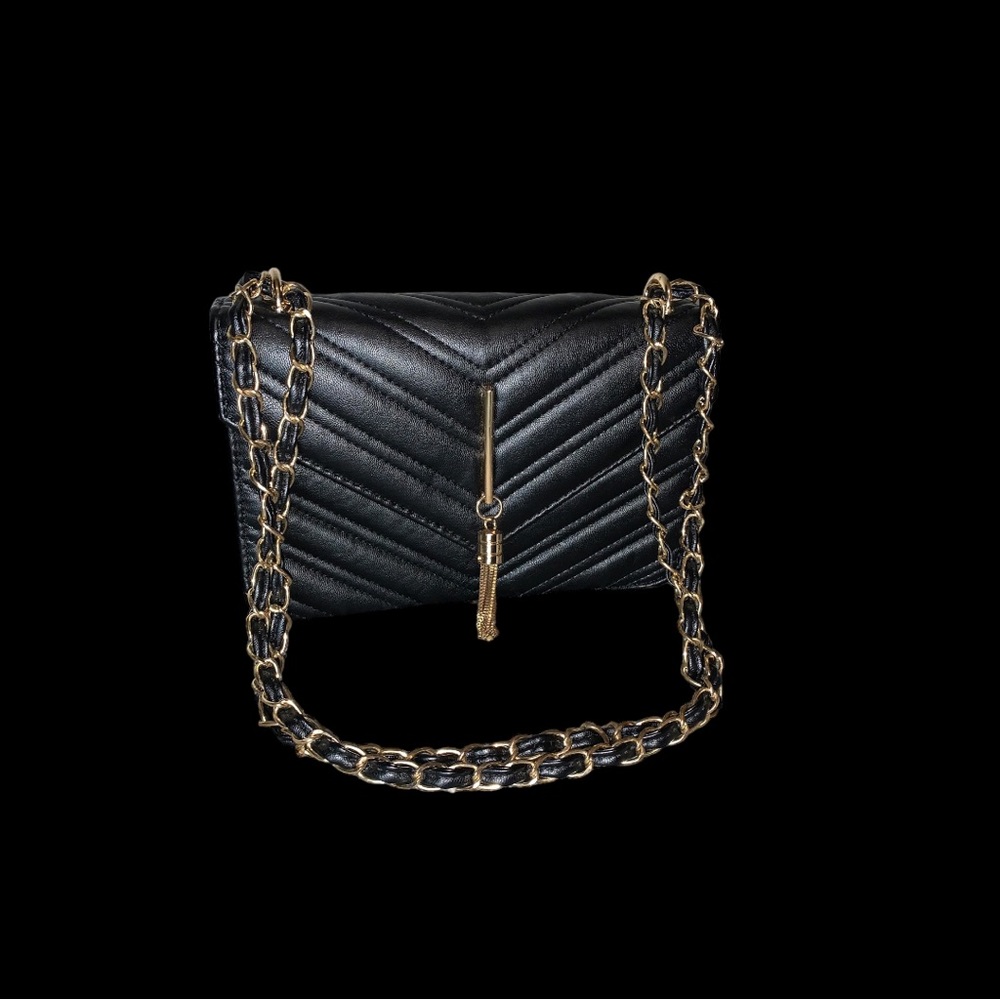 Black Chain Tassel Quilted Crossbody Bag